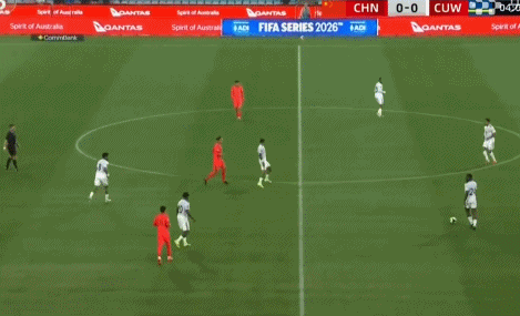 海港1100万买杨希太值了：3镜头看杨希能力，令人惊叹